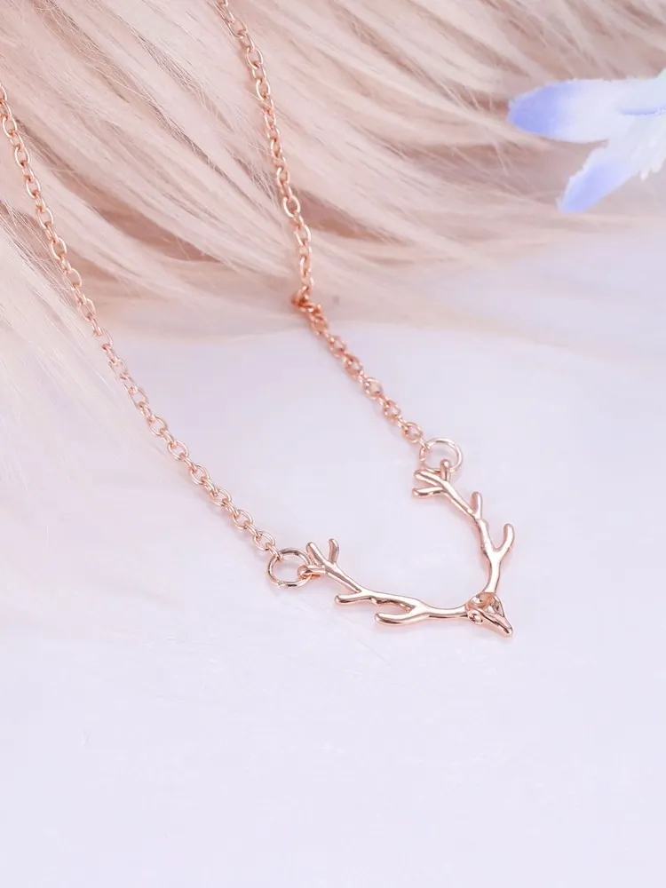 Deer Pendant Chain Necklace