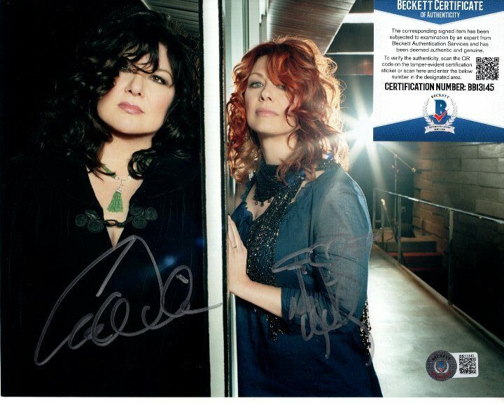 ANN and NANCY WILSON signed 8x10 Photo Poster painting Beckett BAS