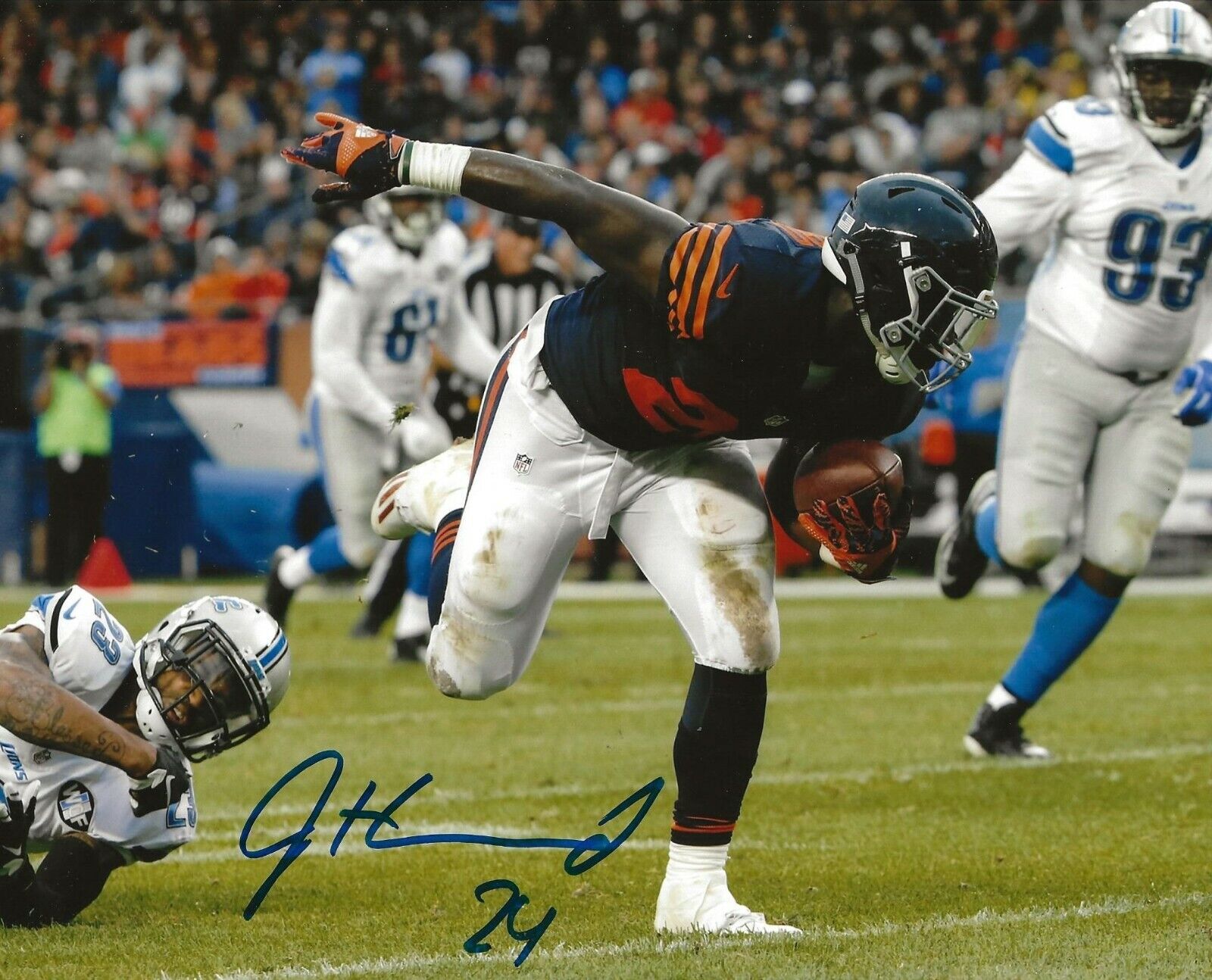 Jordan Howard signed Chicago Bears 8x10 Photo Poster painting autographed 5