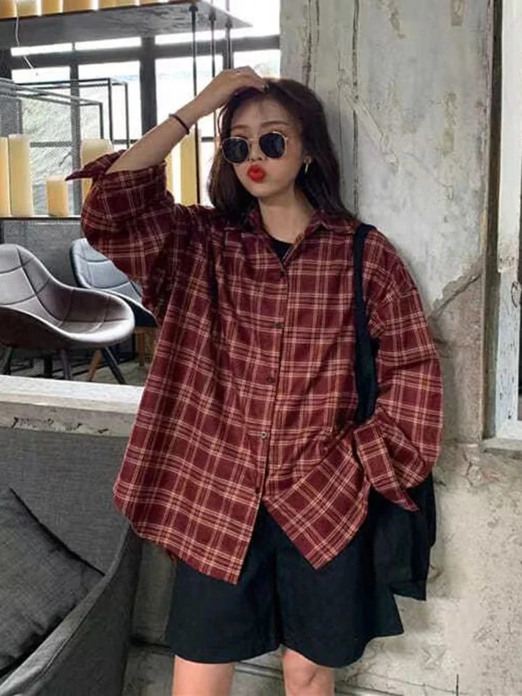 Oocharger Vintage Women Plaid Shirt Summer Long Sleeve Oversize Harajuku Bf Student Tops Loose Couple Button Up Shirts