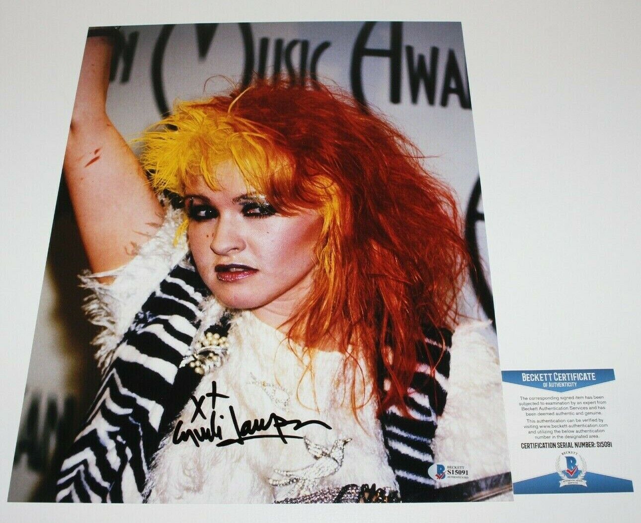 SINGER CYNDI LAUPER SIGNED 11x14 Photo Poster painting BECKETT COA SHE'S SO UNUSUAL ALBUM