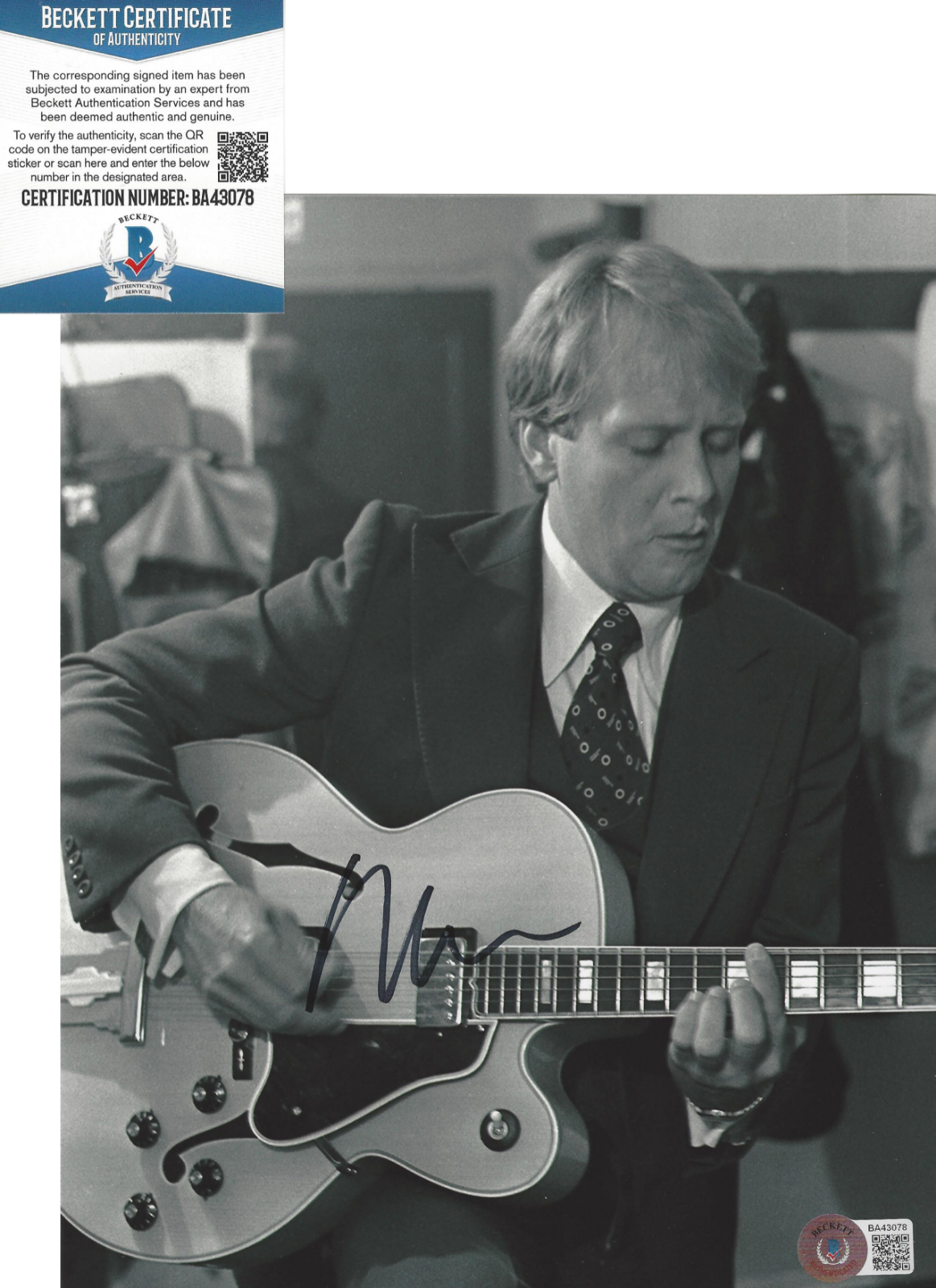MARTIN MULL SIGNED MUSICAL COMEDIAN 8x10 MOVIE Photo Poster painting ACTOR BECKETT COA BAS