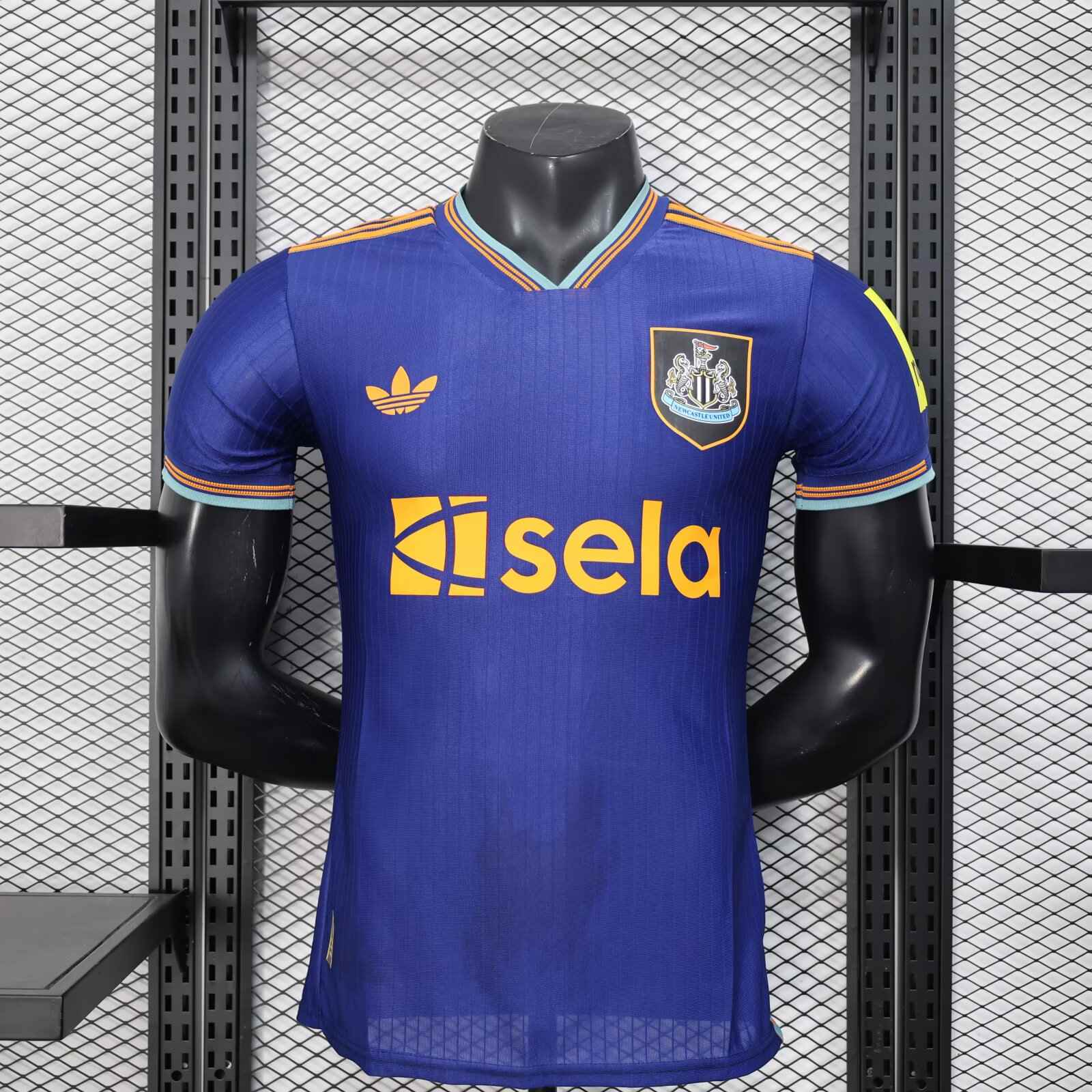 2025/2026 Player Version Newcastle United Third Away Football Jersey（The player version jersey is a bit tight, please pay attention to the size selection）