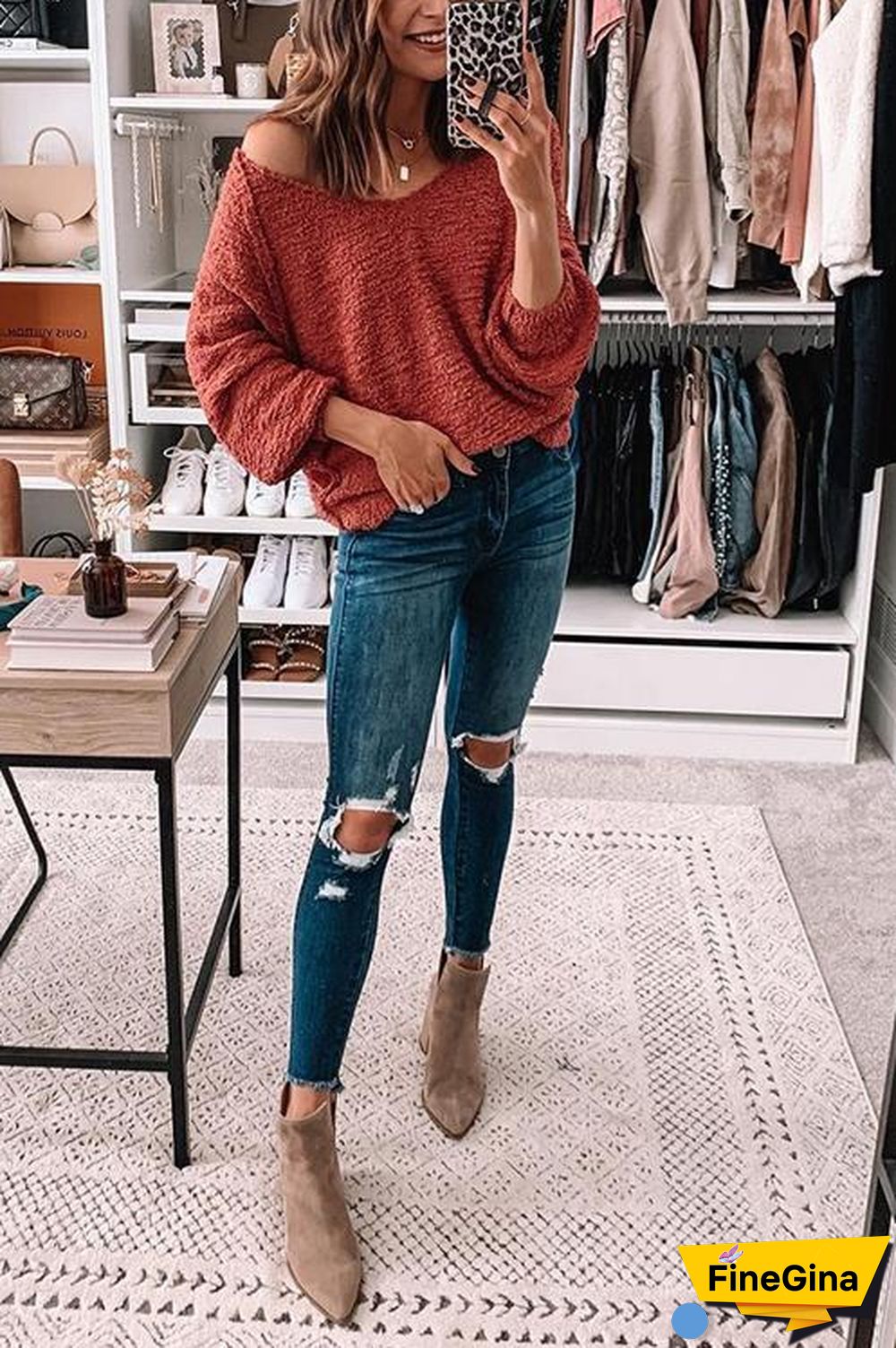 Broken Hole Mid Waist Jeans