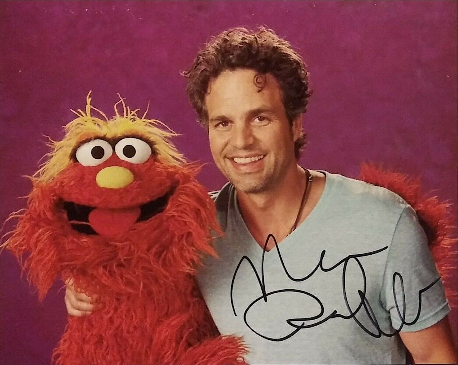 Mark Ruffalo signed 8 x 10