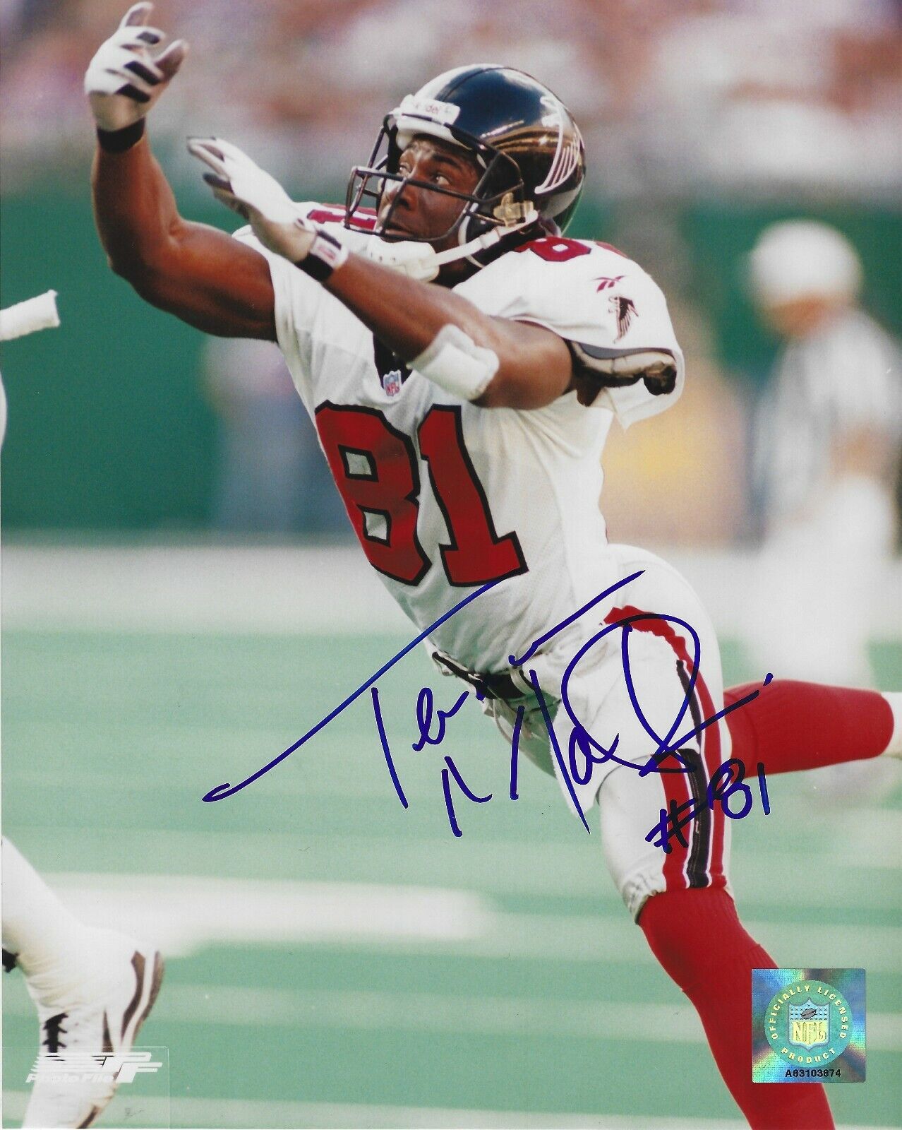 Autographed TERANCE MATHIS Atlanta Falcons 8x10 Photo Poster painting w/COA