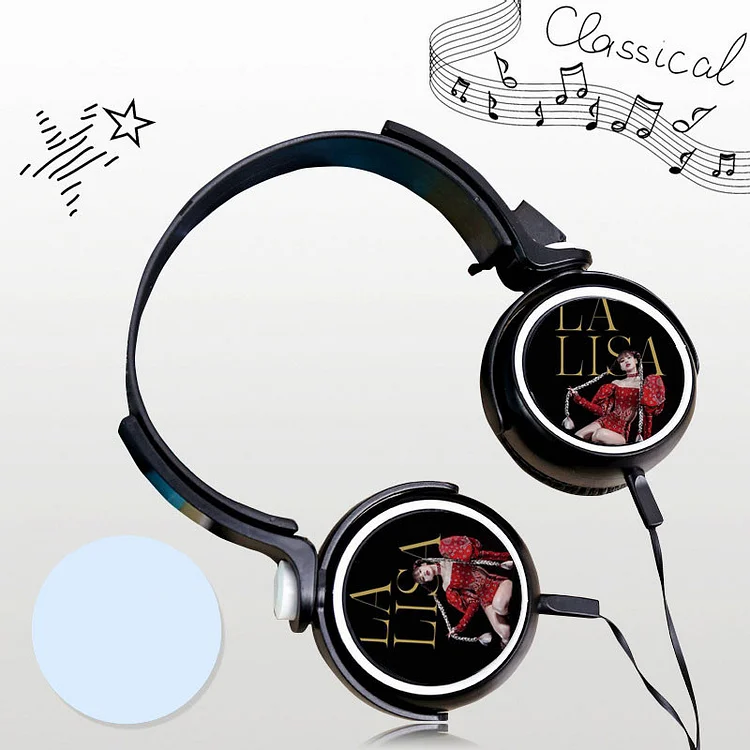 BLACKPINK LALISA on Fallon Headphones