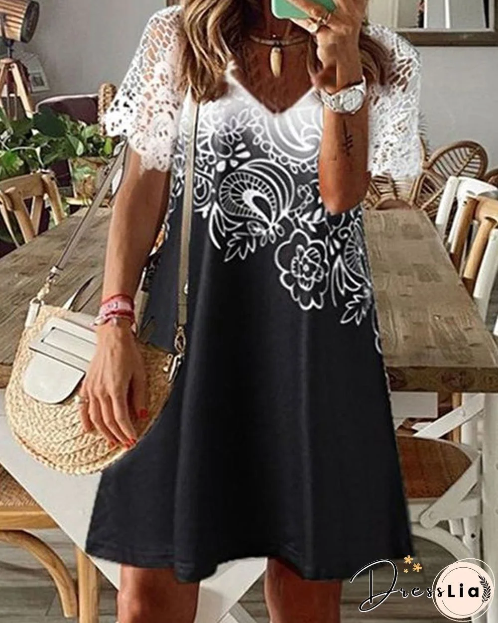 Sexy Loose Lace Panel Print Dress