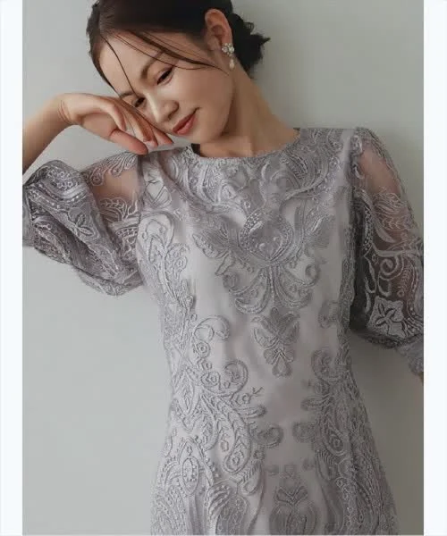 ランタンスリーブ刺繍レース バック リボン ワンピース 結婚式