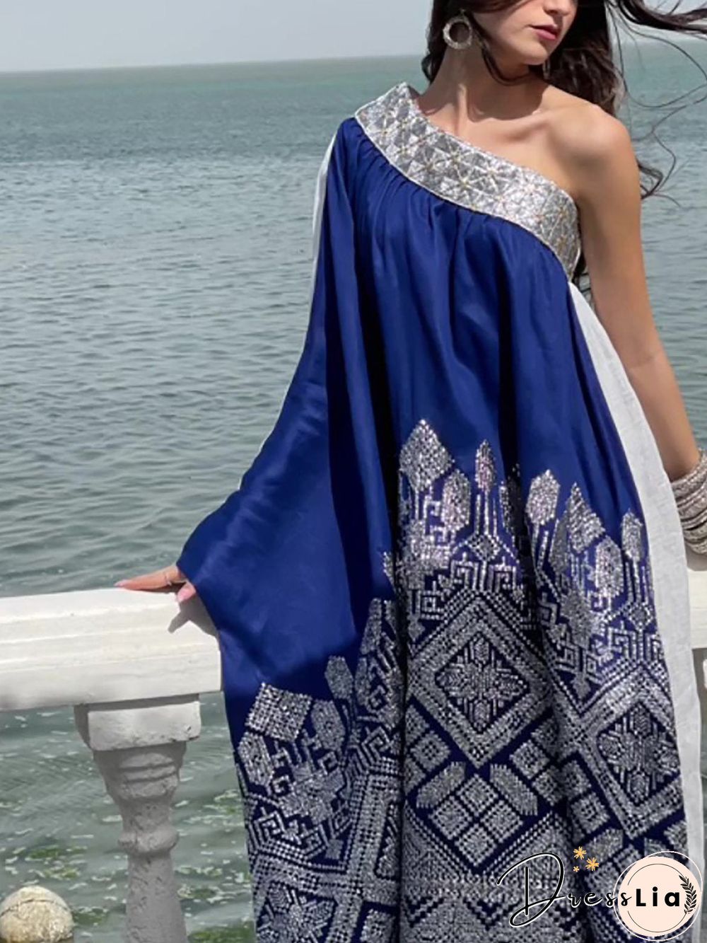 One Shoulder Blue&White Joint Dress