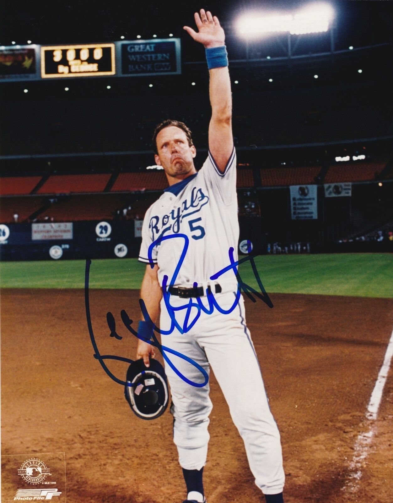 George Brett Autographed Signed 8x10 Photo Poster painting ( HOF Royals ) REPRINT