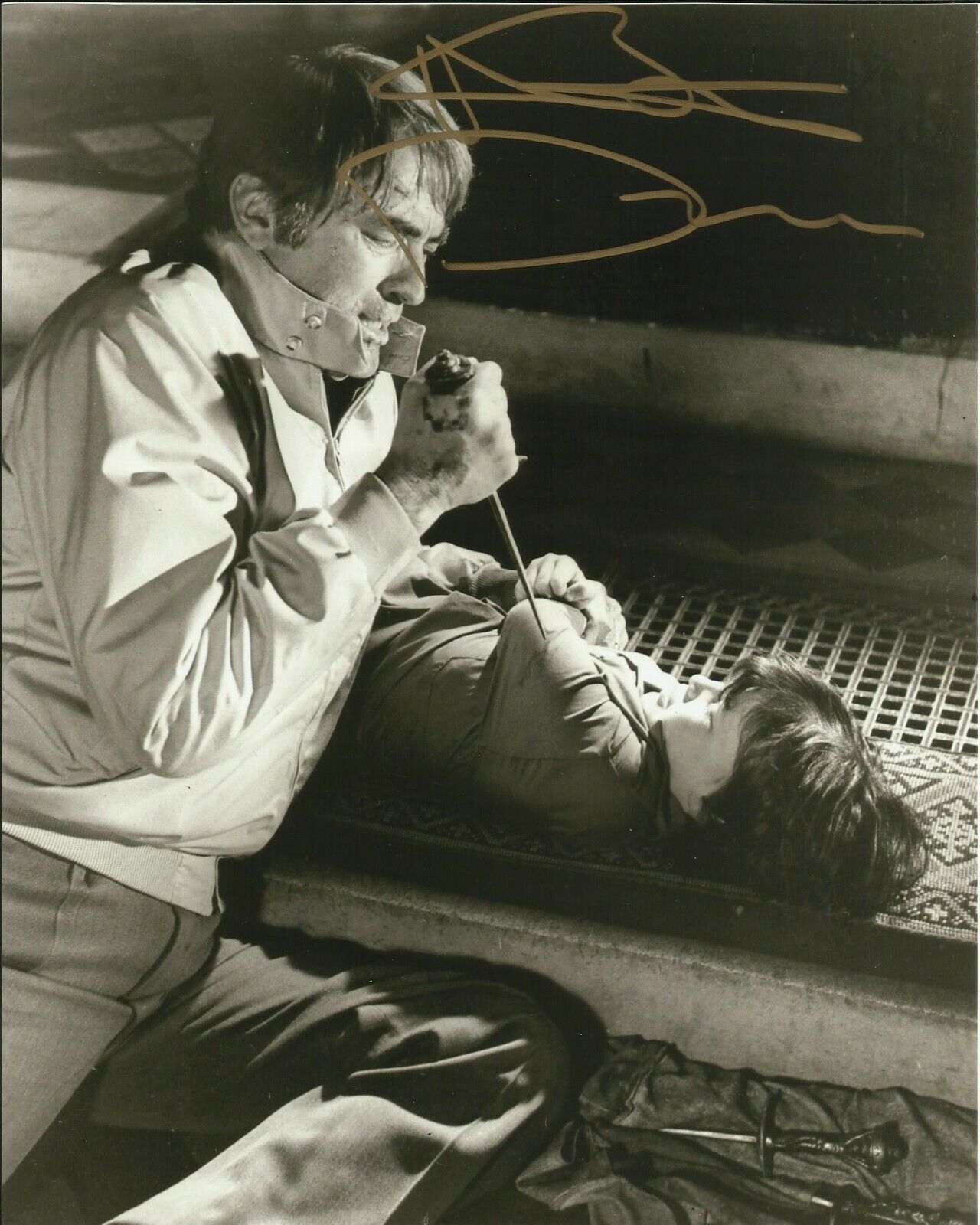 HARVEY STEPHENS SIGNED THE OMEN Photo Poster painting UACC REG 242 (4) ALSO ACOA WITNESSED