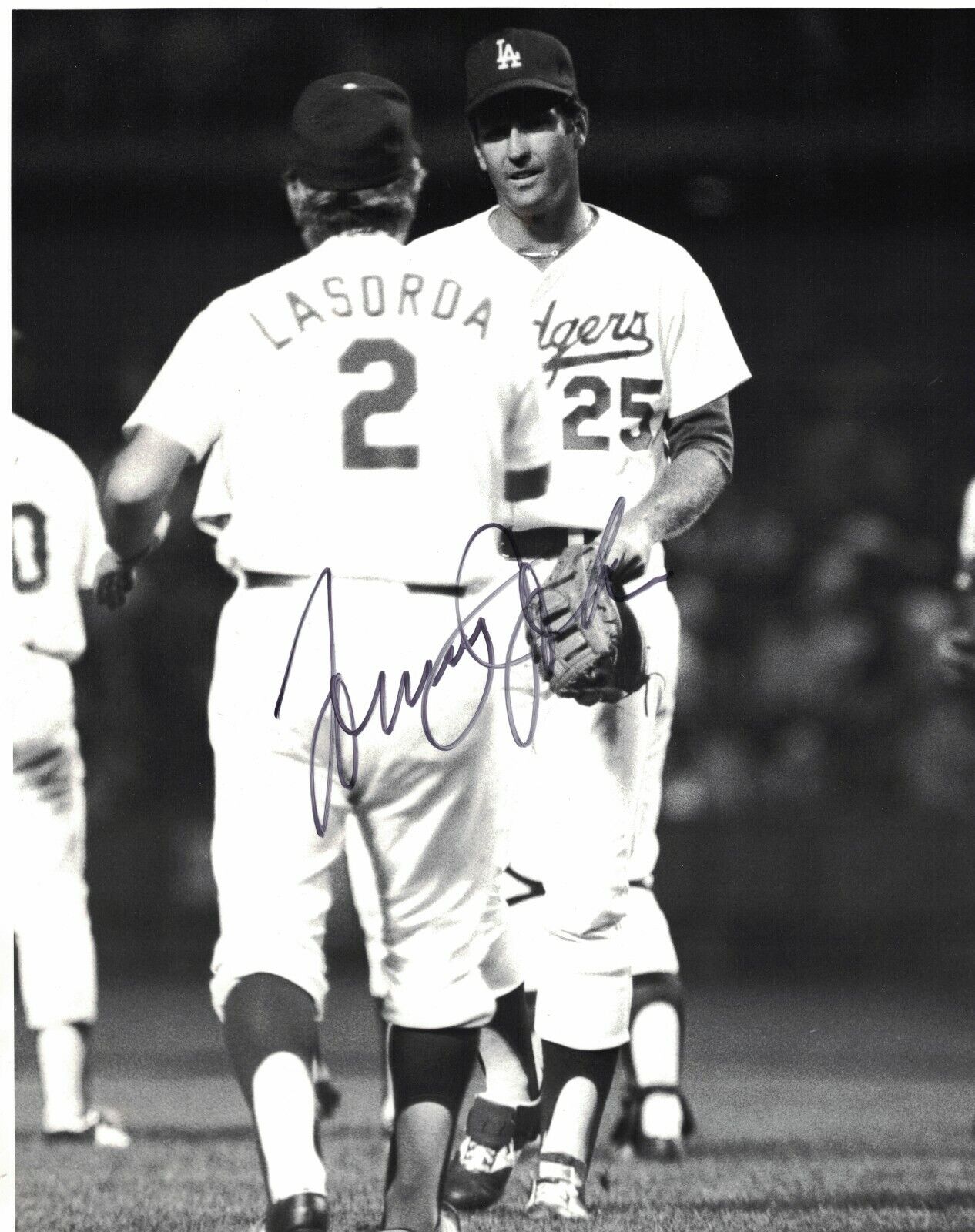 Tommy John Signed Autographed 8x10 Photo Poster painting Los Angeles Dodgers Vintage F