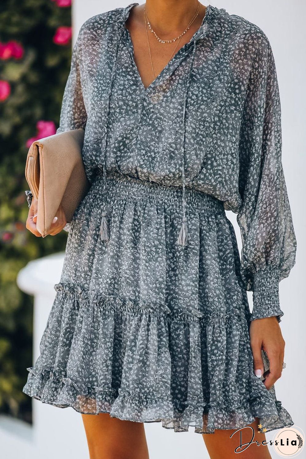 Feminine Floral Dress with V-Neck