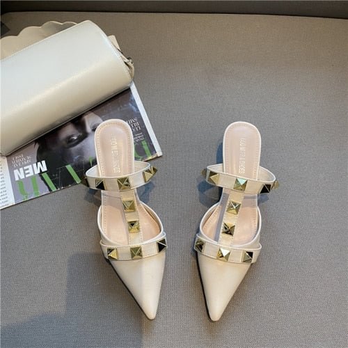 2021 New Rivet Pointed Thin Heel Baotou Half Slipper Female Middle Heel Shallow Mouth Lazy Mueller Shoes