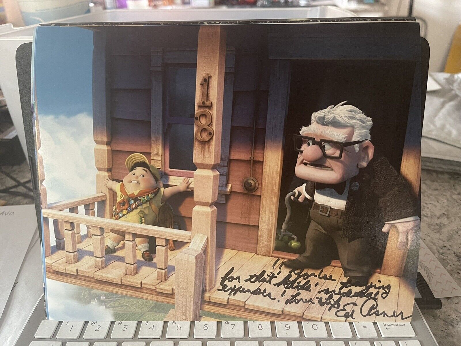 Ed Asner Rare! signed autographed Carl in Up 8x10 Photo Poster painting Beckett BAS Coa DL32