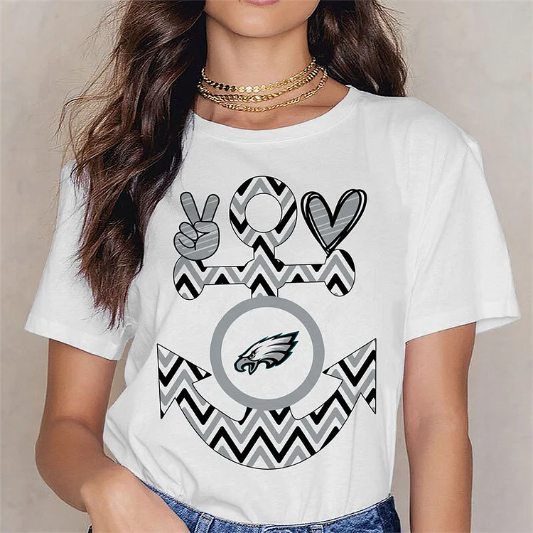 Philadelphia Eagles Women's White Relaxed T-Shirt
