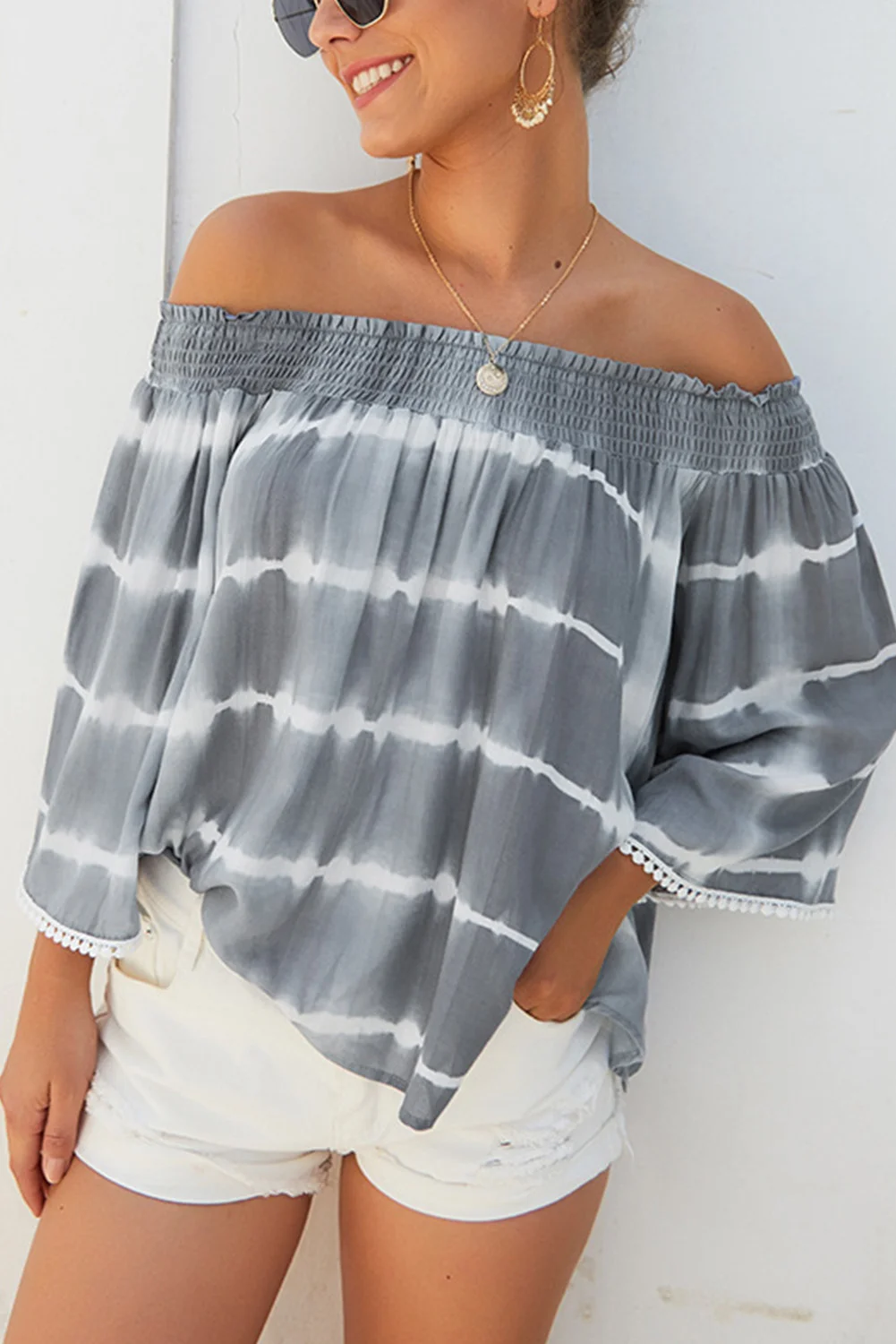 Gray Striped Off-the-shoulder Nine-point Sleeve Blouse