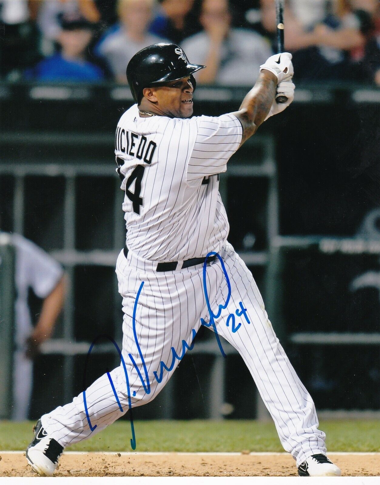 DAYAN VICIEDO CHICAGO WHITE SOX ACTION SIGNED 8x10