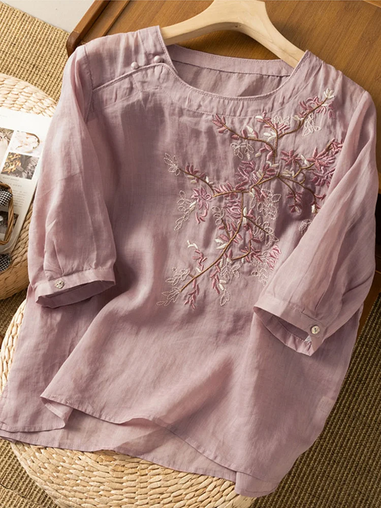 Round Neck Casual Loose Embroidered Short Sleeve Blouse socialshop