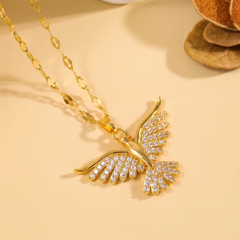 Elegant Bird 304 Stainless Steel Copper Inlay 18K Gold Plated Zircon Pendant Necklace