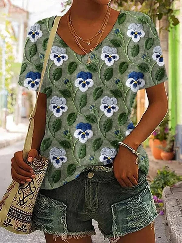 Women's Floral Graphic Print V-Neck Tee