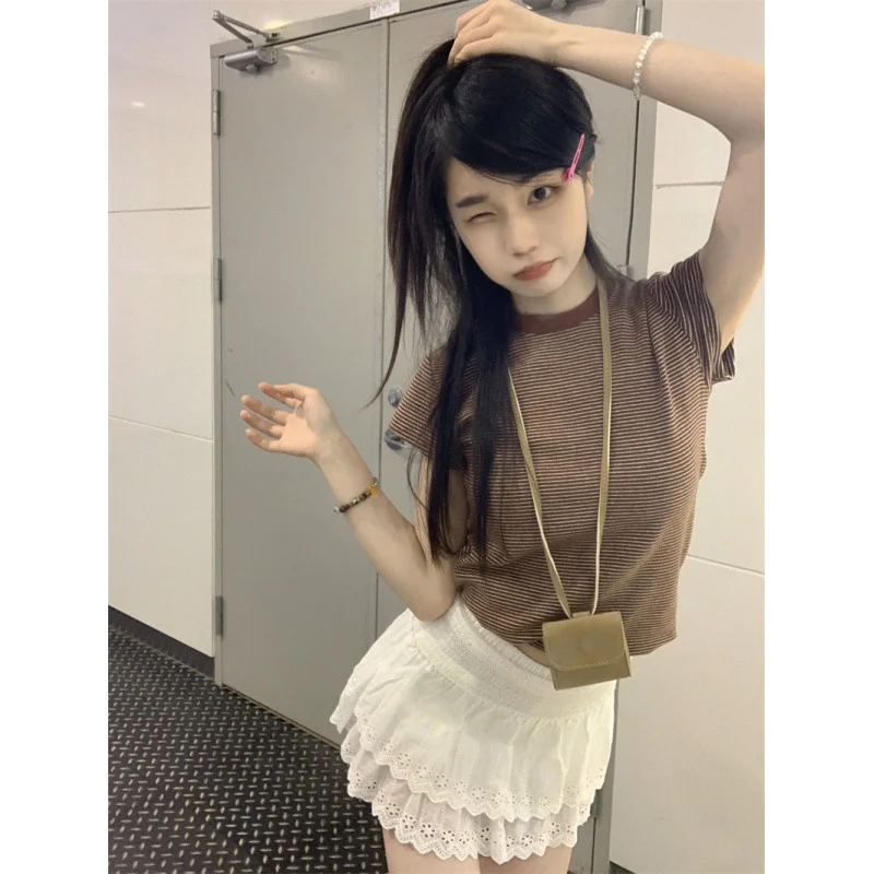 Uveng Uveng Short-Sleeved Striped T-Shirt Female 2024 Summer Hot Girl Slim Slim Bottom Shirt Versatile Student Short Top