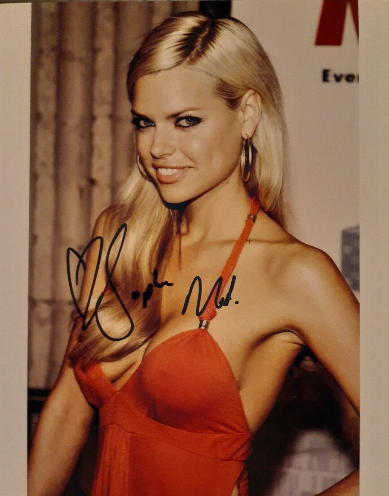 Sophie Monk signed 8x10