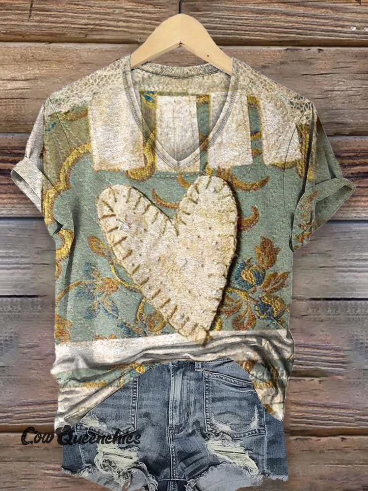 Women&rsquo;s Vintage Heart Art Print V-neck Casual T-Shirt Multicolor / S