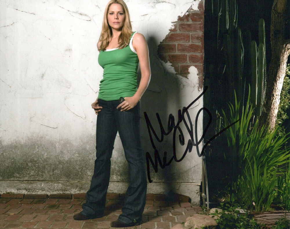 Mary McCormack glamour shot autographed Photo Poster painting signed 8x10 #5