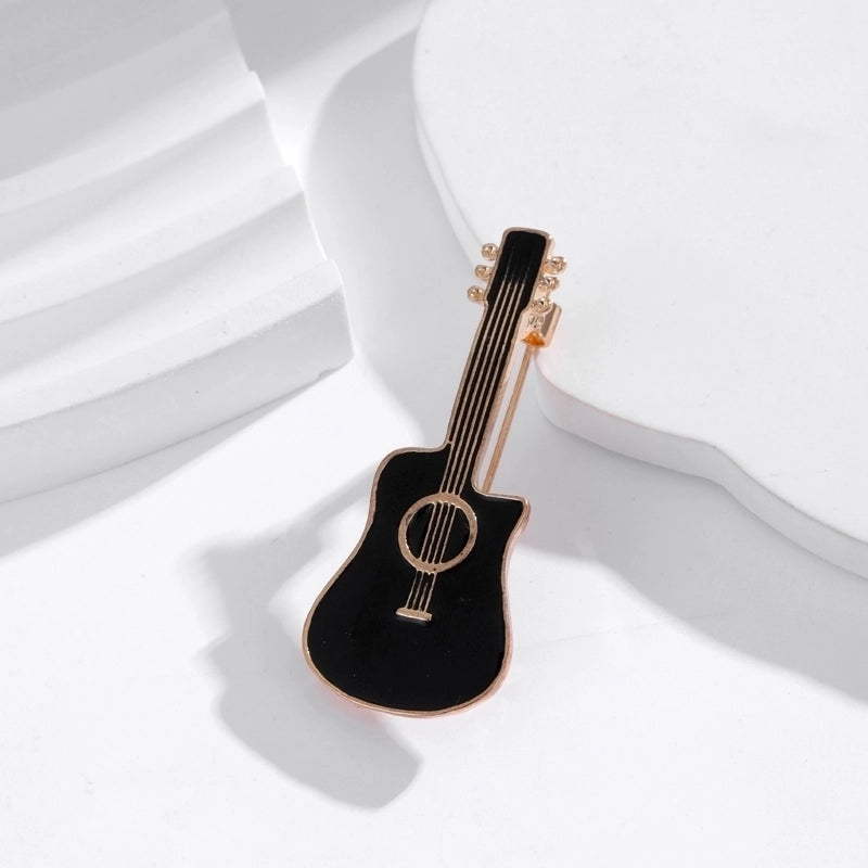 Casual Minimalist Cat Flower Strawberry Alloy Inlay Rhinestones Unisex Brooches