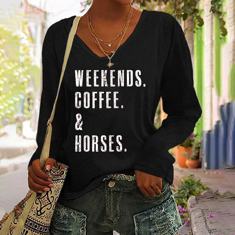  Western WEEKENDS. COFFEE. & Horses Print V-Neck T-Shirt Westsshops