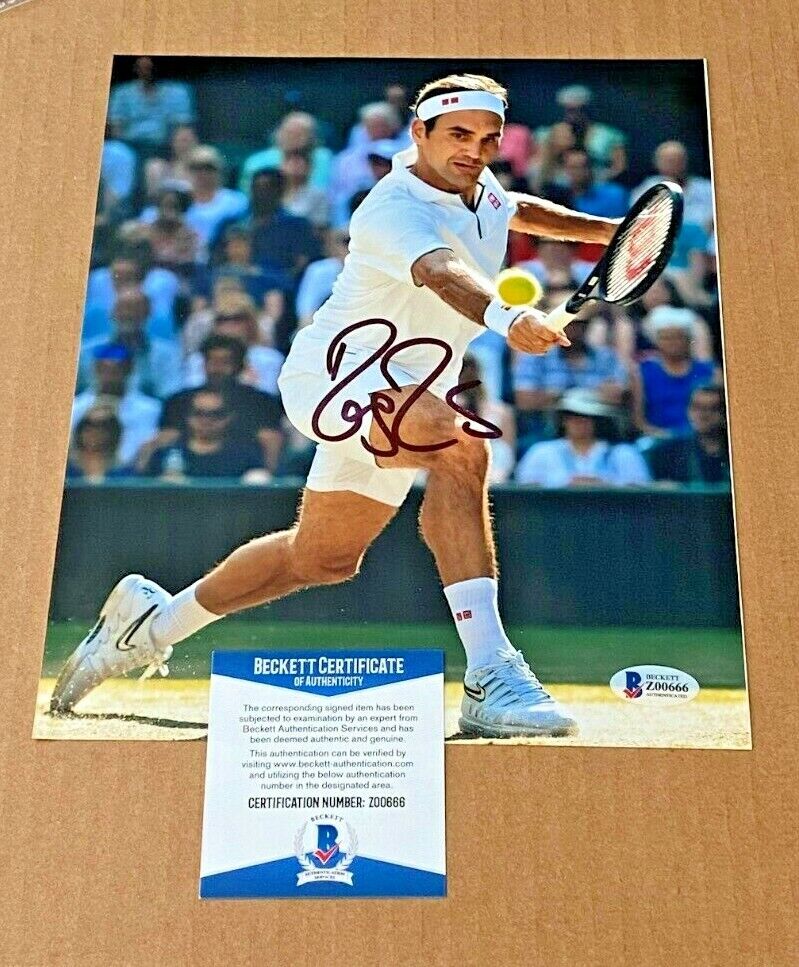 ROGER FEDERER SIGNED TENNIS 8X10 Photo Poster painting BECKETT CERT #29