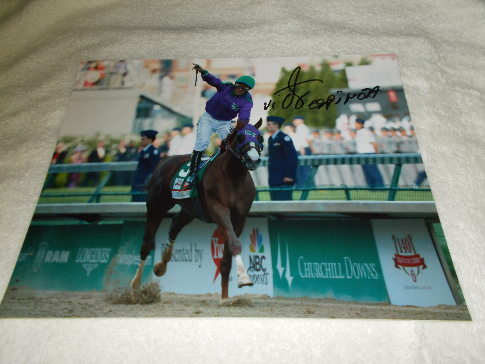 VICTOR ESPINOZA CALIFORNIA CHROME SIGNED 2014 KENTUCKY DERBY 8x10 Photo Poster painting CHAMPION