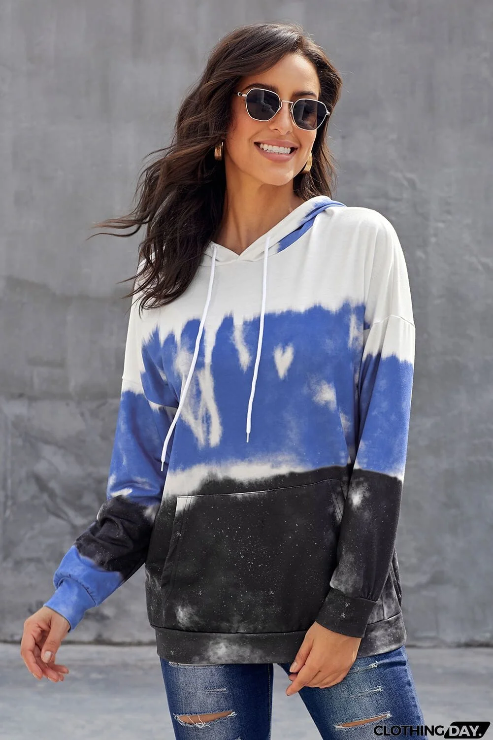 Women's Sky Blue Dye Gradient Long Sleeve Pullover Hoodie