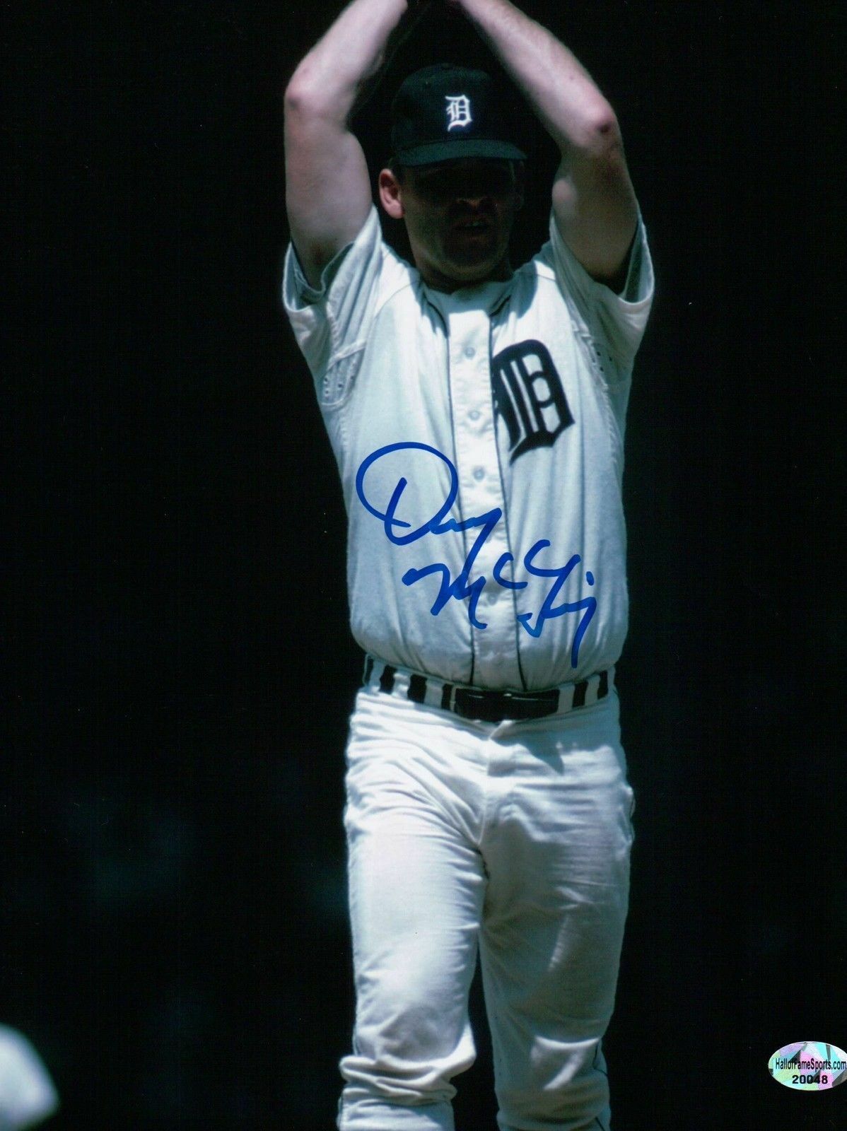 Denny McLain Signed 8X10 Photo Poster painting Autograph Tigers Hands Over Head Auto COA