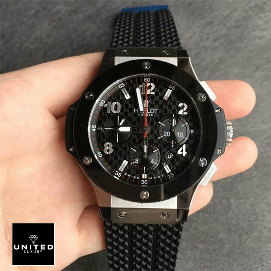 Hublot Big Bang Black Rubber Crown / Push button Replica on the hand