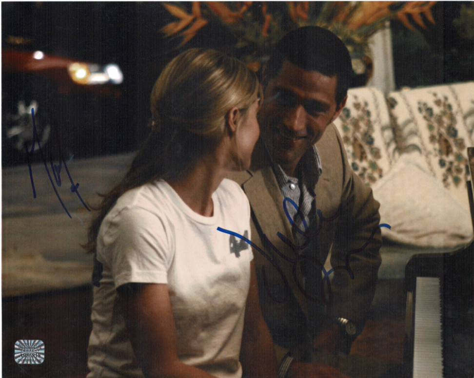 Julie Bowen & Matthew Fox signed autographed 8x10 Photo Poster painting! AMCo! 15530