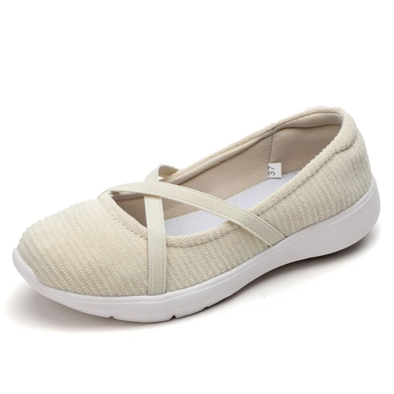 Flat shoes Female Lightweight White Comfortable Soft Retro slip-on Lazy Shoes Women Breathable  Literary Casual Shoes Ladies