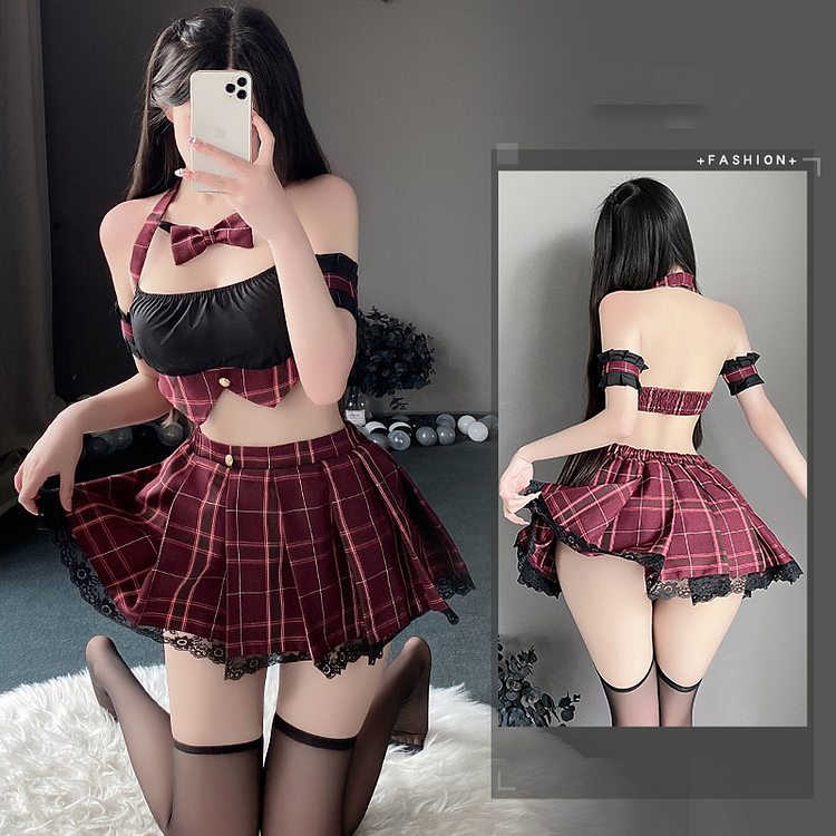 Schoolgirl Uniform Gift (Cosplay Costume)