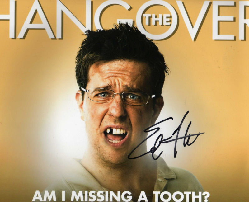 ED HELMS THE HANGOVER STU PRICE SIGNED 8X10 PICTURE