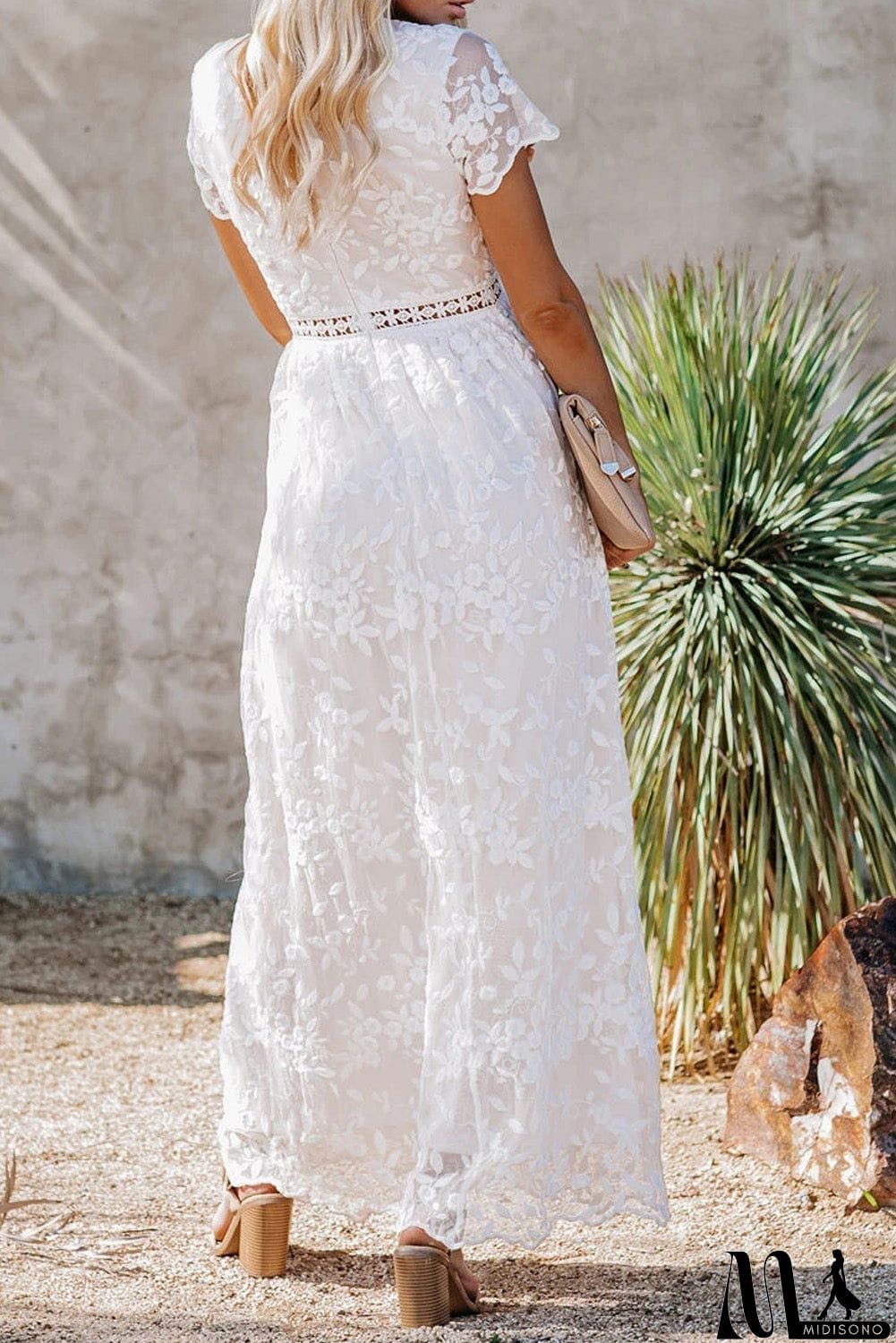 MidiSono - V Neck Lace Maxi Dress