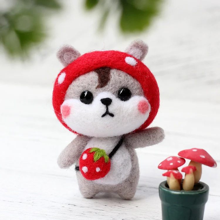 FeltingJoy - Hamster Needle Felting Kit - Strawberry