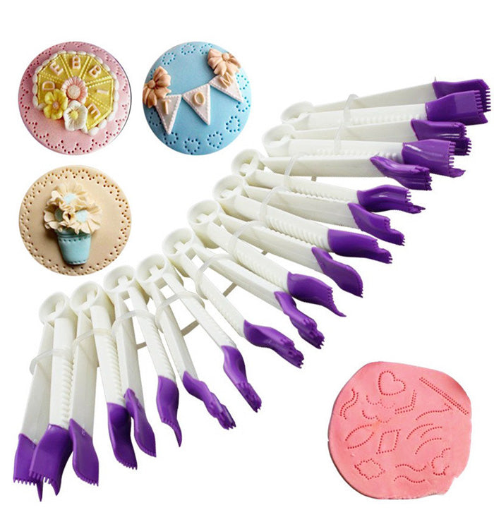 10pcs Plastic Lace Engraving Fondant Cake Clip Cookie Embossing Mould