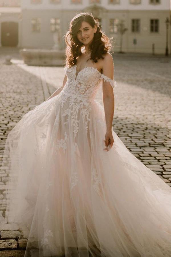 Glamorous A-line off-the-shoulder Long Wedding Dress With Tulle Lace | Ballbellas Ballbellas