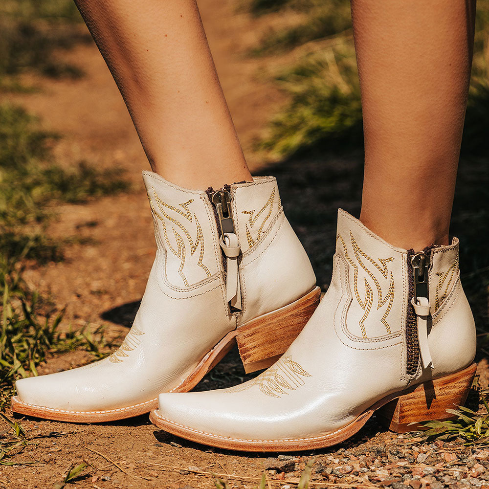 Short Ivory Embroidered Zipper Snip Toe Western Boots for Women Nicepairs