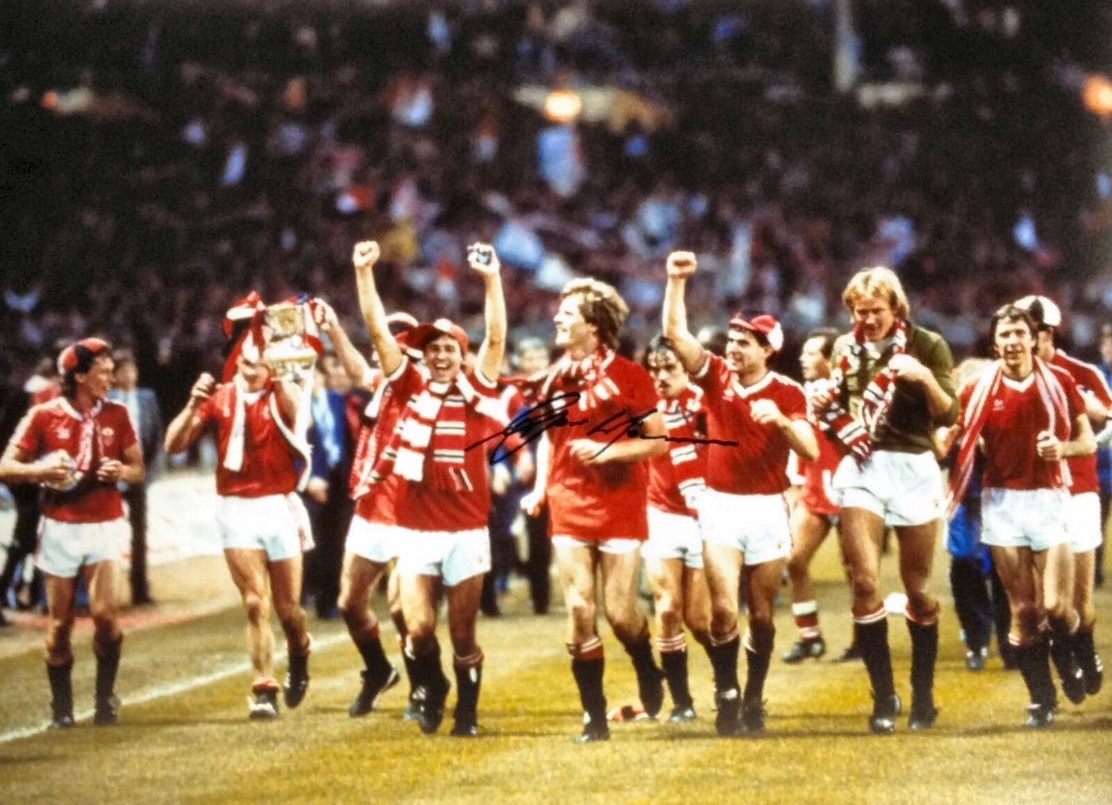 GORDON McQUEEN SIGNED MANCHESTER UNITED 1983 FA CUP FINAL 16x12 Photo Poster painting COA PROOF