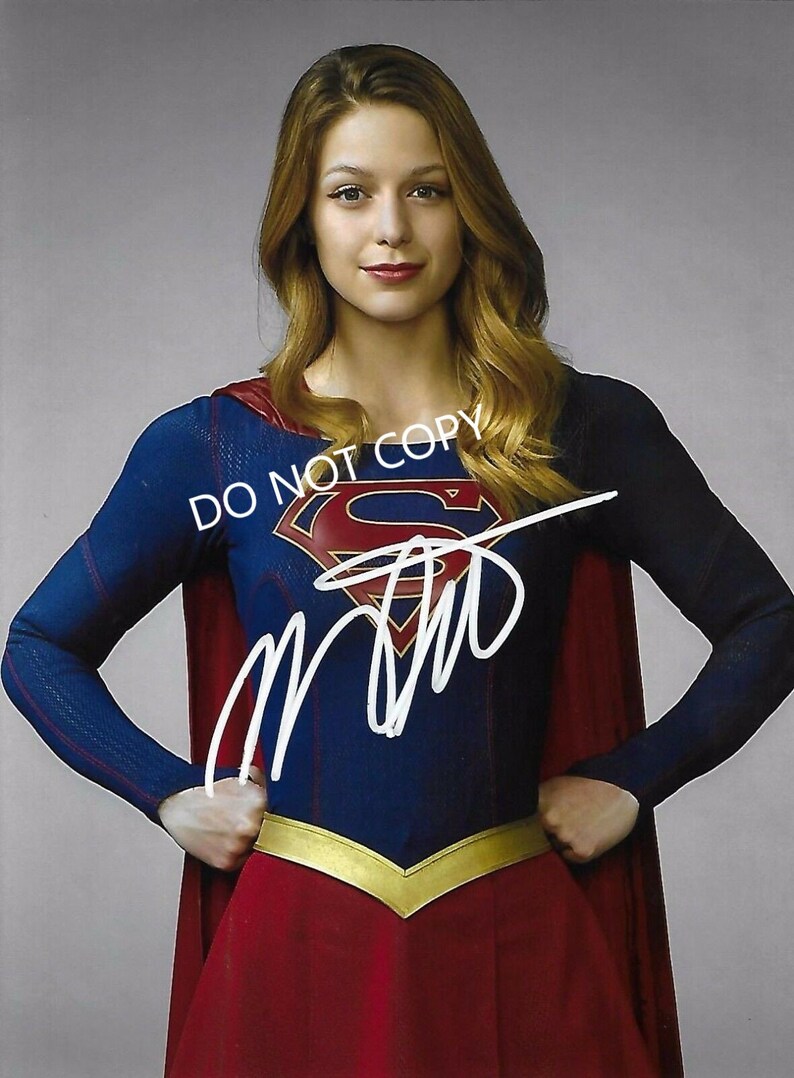 Melissa Benoist SUPERGIRL 8 x10 20x25 cm Autographed Hand Signed Photo Poster painting