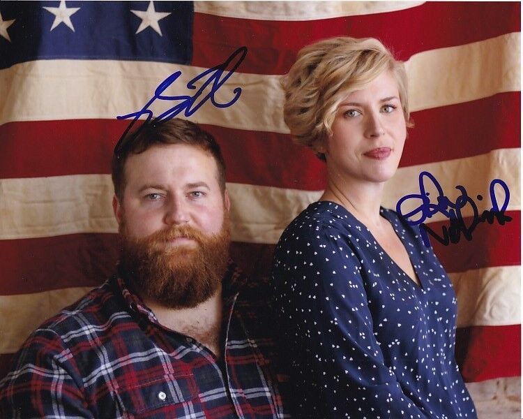 BEN and ERIN NAPIER signed HGTV HOME TOWN AMERICAN FLAG 8x10 Photo Poster painting