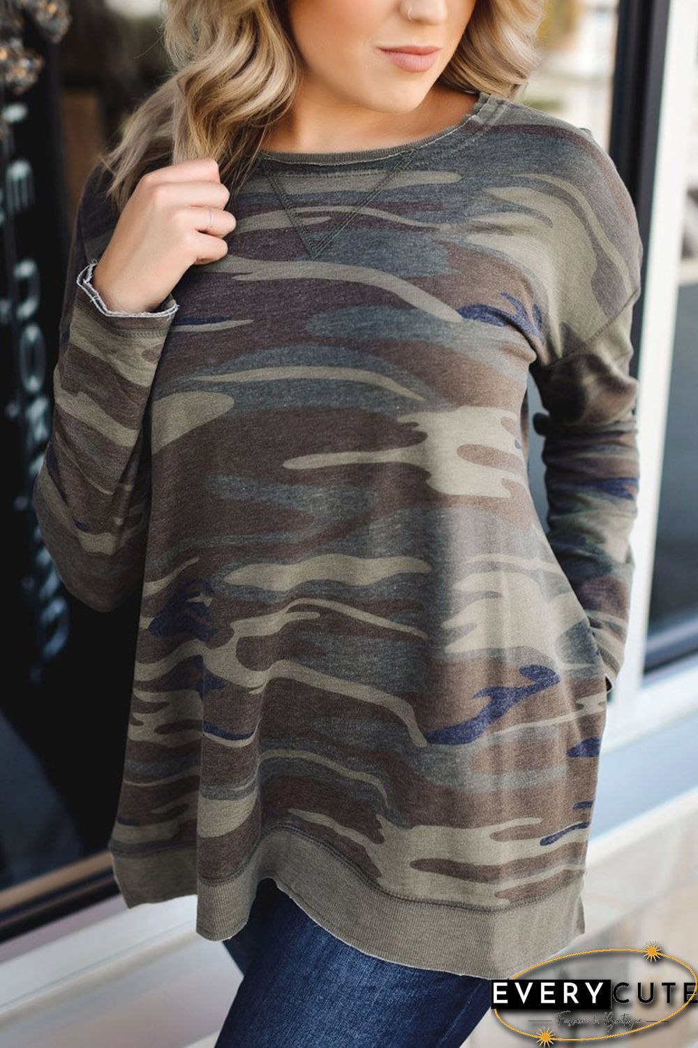 Oversize Camo Print Side Slits Hi-lo Hemline Sweatshirt